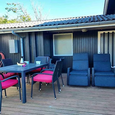 Avia - 500m From The Sea By Interhome Løkken